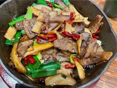 杏鲍菇炒牛肉-云海肴·汽锅鸡·云南菜(美罗城店)