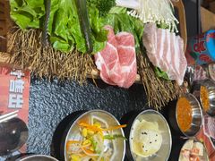 -GOGIYA·咕叽吖韩国传统烤肉店(东方新天地店)