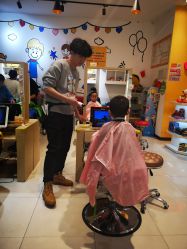 -爆米花儿童美发乐园(红博中央公园店)