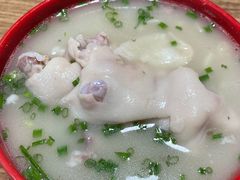 招牌老妈蹄花-张太婆老妈蹄花川菜馆·中华餐饮老字号(望平街店)
