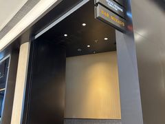 -星巴克臻选(上海合生汇1F店)