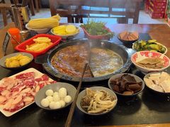 -重庆川渝肥妹火锅