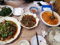 -洪霞餐馆