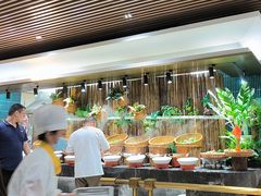 -金马门国际美食百汇(珞喻路店)