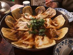 地锅昂刺鱼-大张烙馍村(三环南路旗舰店)