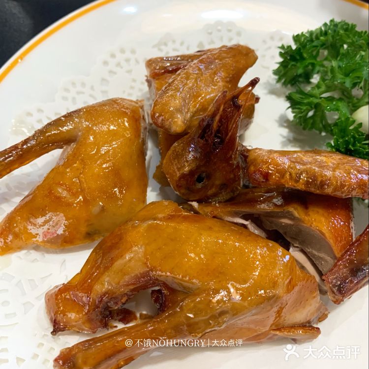 跟老广食粤菜，这只红烧乳鸽阿妈都话好🕊️👍🏻