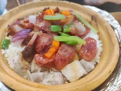 叉烧腊味煲仔饭-嘉华小吃(蛇口市场店)