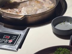 -喃喃椰·糟粕醋·椰子鸡火锅(七堡花园店)