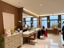 点击看大图 -mood理容店