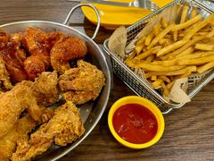 双拼炸鸡半半-BHC炸鸡(明洞总店)