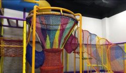 -蹦贝运动中心·蹦床·攀岩·闯关(龙岗店)