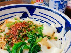 油泼面-面尚香关中面馆(盛龙广场总店)