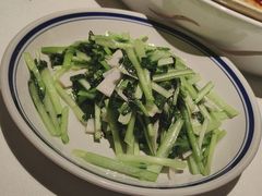 -八府香鸭·啫啫煲(华山路店)