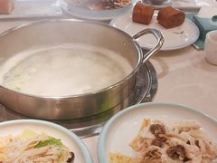 -粤顺渔坊·中山脆肉鲩火锅(清湖店)
