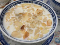 -广信牛奶甜品世家(万象城店)