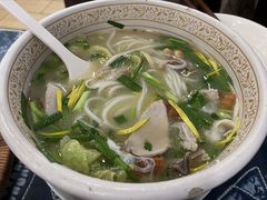 -桥香园云南过桥米线(金马碧鸡店)