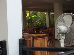 -Neary Khmer Restaurant