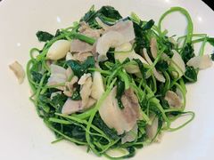 -香山湖家家宴(中山陵店)