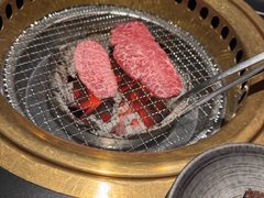 -山川小町·极番烧肉(新地假日广场店)