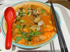 蕃茄海鲜粉-何记花甲(海岸城旗舰店)