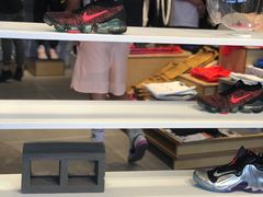 -NIKE KICKS LOUNGE体验店(北京新中关店)