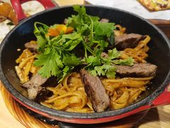 牛排香菜拌粉-ROIIN用心(杭州首店)