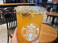 -星巴克(西安曲江银泰店)