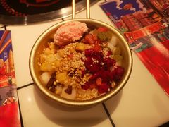 -贤合庄卤味火锅 (颍上店)