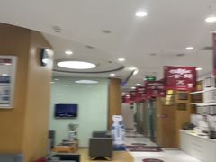 -雅悦齿科(顾村公园店)