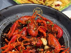 -肥肥虾庄·金牌油焖大虾(东湖欢乐谷店)