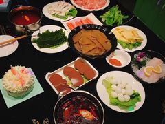 -唯爱KTV聚会餐厅(仙林东城汇店)