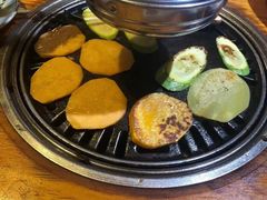 -唯成•韩国炭火烤肉 유성고기