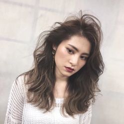 -SALON V