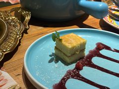 -米德维奇俄式西餐厅(西六道街店)