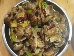 隔壁店的辣炒花蛤-清真·马峰烤肉(小学习北巷店)