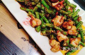 Chicken Cartilage with Green Beans