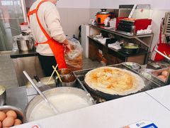 一蛋基础款煎饼果子-新农村煎饼果子(香港花园店)