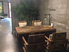 -HIGH FIVE哈福手工汉堡(桂林路店)