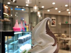 -面包新语(龙湖·西宸天街店)