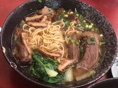 -尊品原汁牛肉面