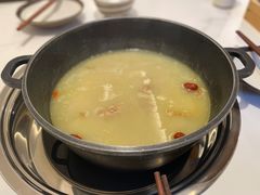 -汤宴·参须肚包鸡(南京路店)