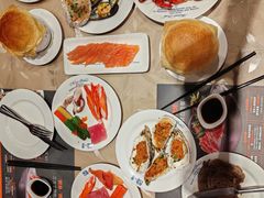 -四海一家自助餐(益田假日广场店)