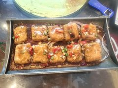 -自游人·美食一楼