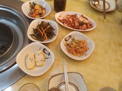 -牛信亭韩国料理·炭火烤肉(紫藤路店)