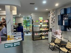 -伟伟宠物医院·CT影像中心·瑞派犬猫综合性门诊(汉口总院)