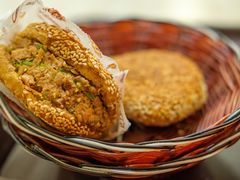 烧饼加肉-万红路羊汤烧饼店(将台路店)