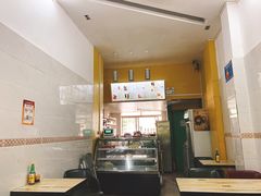 -溢香专业制作饺子云吞(莲花二村店)