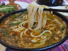 -香巴拉云南餐厅(华莱坞店)