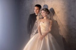 -雪中彩影婚纱摄影·微光艺术中心