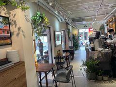 一楼-Money Shops(愚园路店)